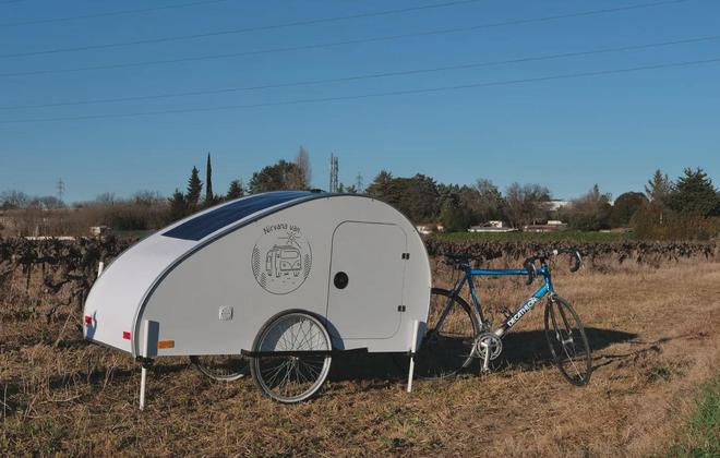 房车？法国新款纳米露营车来了澳门新葡京入口自行车也能拖(图2)